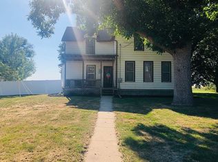 519 S Oak St, Mead, NE 68041