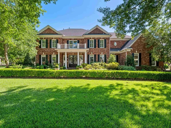 2421 Halle Pkwy, Collierville, TN 38017