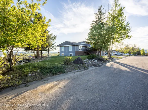 1120 Lecuyer Dr, Craig, CO 81625