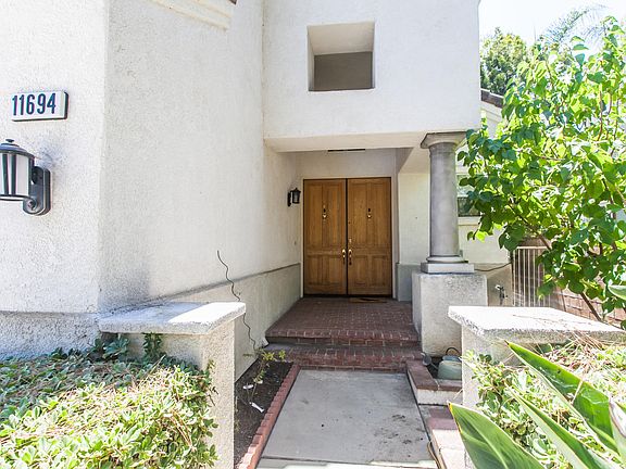 5th image of 11694 Sagewood Dr