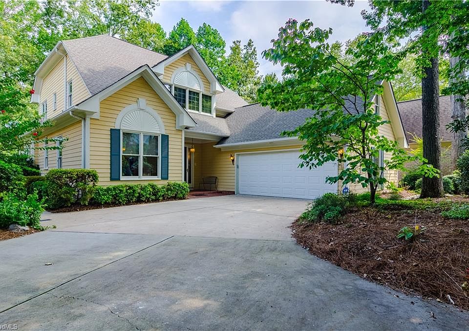 1st image of 43 Kinglet Cir
