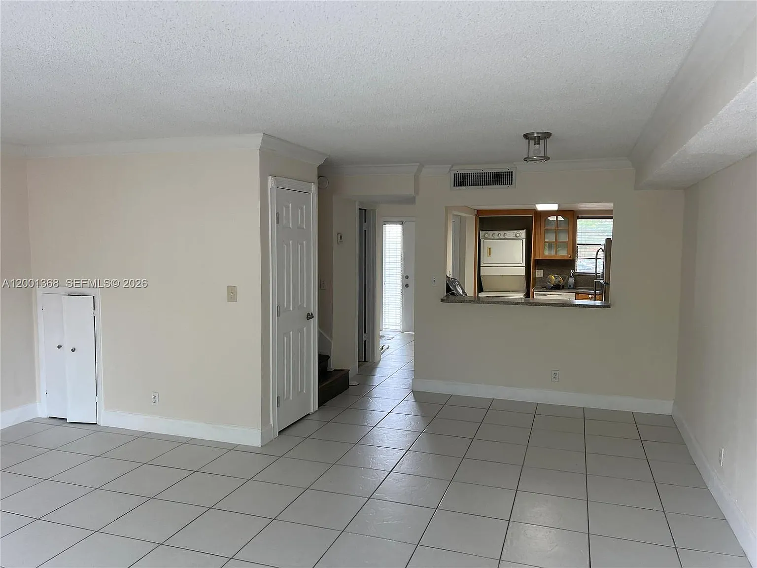 Coral Springs Estate Town — Photo 3