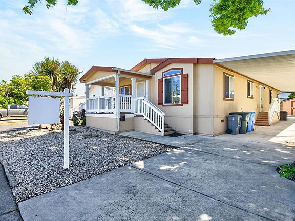 2nd image of 1141 Adrienne Way