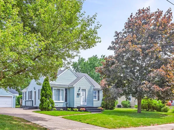 923 Beech St SW, Wyoming, MI 49509