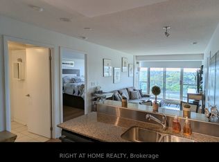 185 Legion Rd N #904, Toronto, ON M8Y0A1