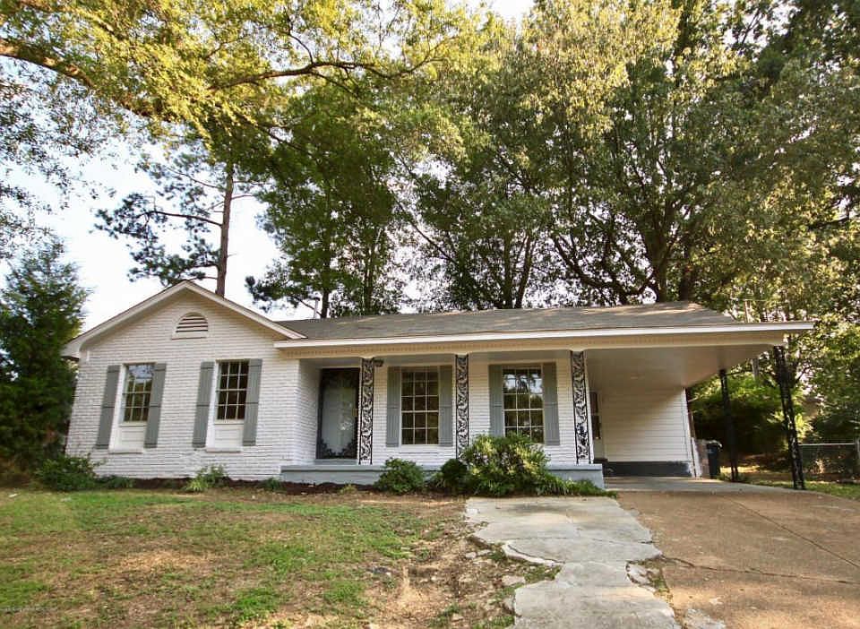 1st image of 2127 Brookhaven Dr