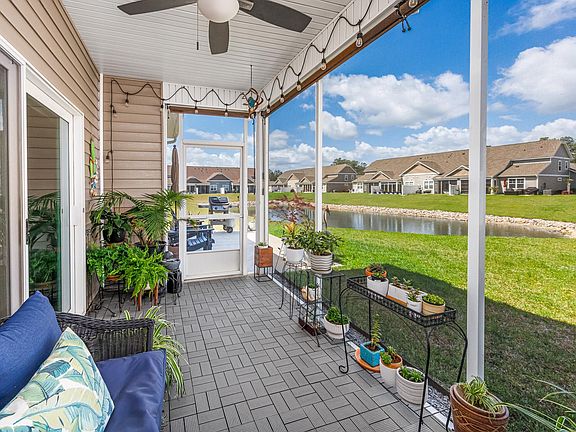 4th image of 400 Camberly Dr. #A