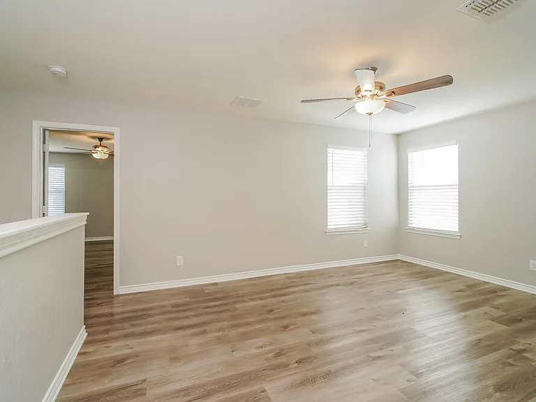 3952 Gentle Mdw — Photo 11