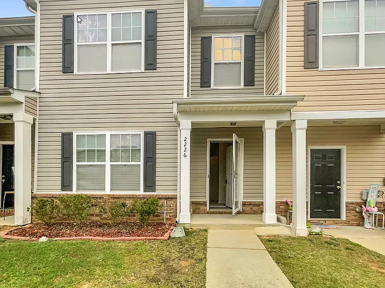 2226 Bigwood Trl — Photo 1