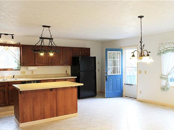 5th image of 93 Carolina Hills Dr