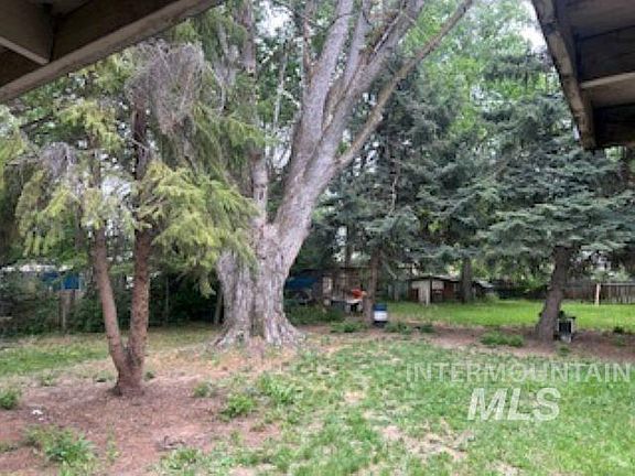 2nd image of 4104 N Christine St