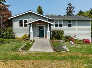 302 NE 8th St, Coupeville, WA 98239