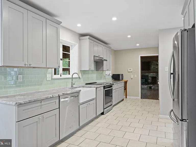 3515 Wilson St — Photo 21