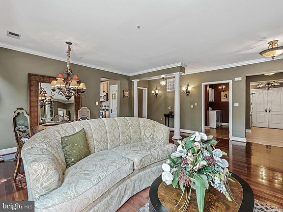 5th image of 303 Redland Blvd APT 101
