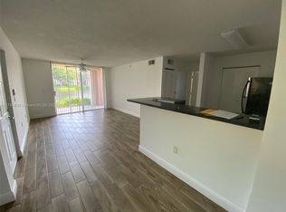 12148 Saint Andrews Pl APT 102, Hollywood, FL 33025