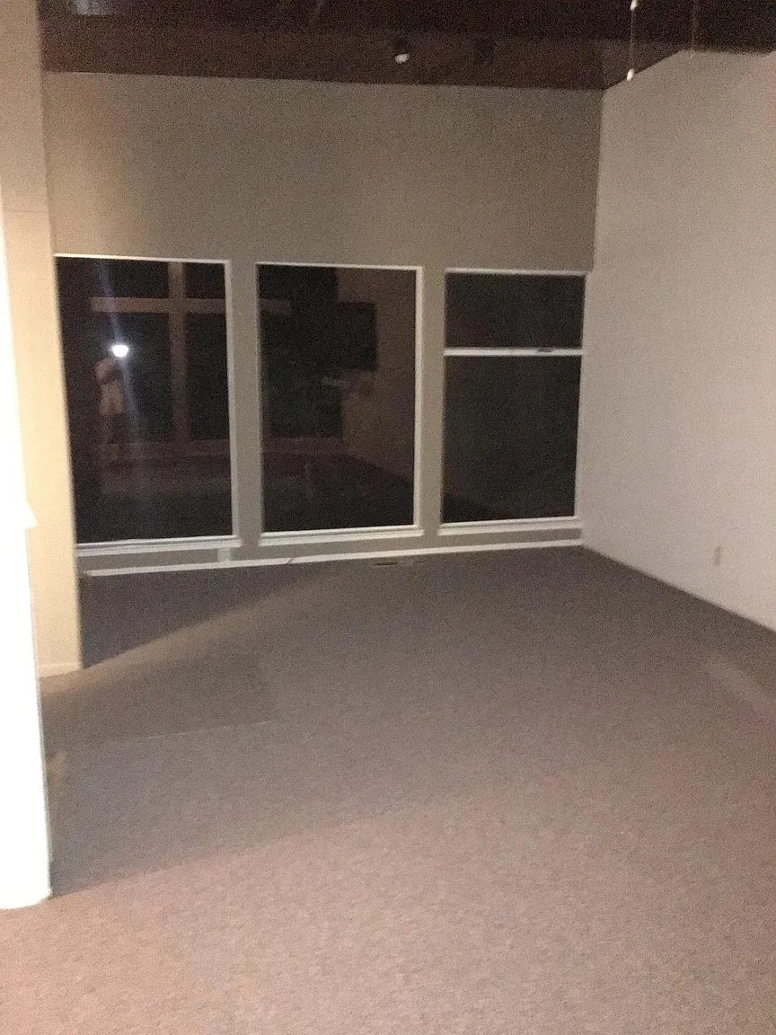 1539 Winding Way photo 1
