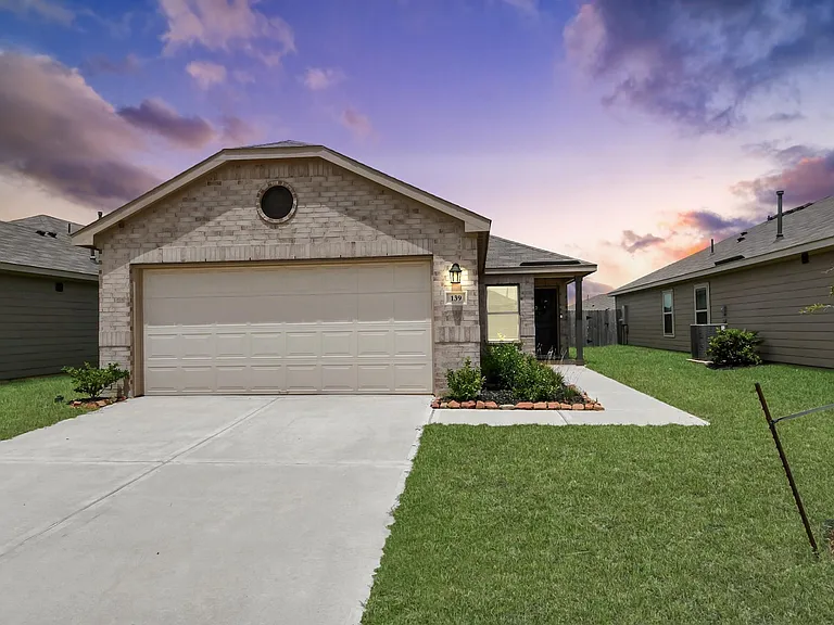 139 Reese Ravine Ln — Photo 3
