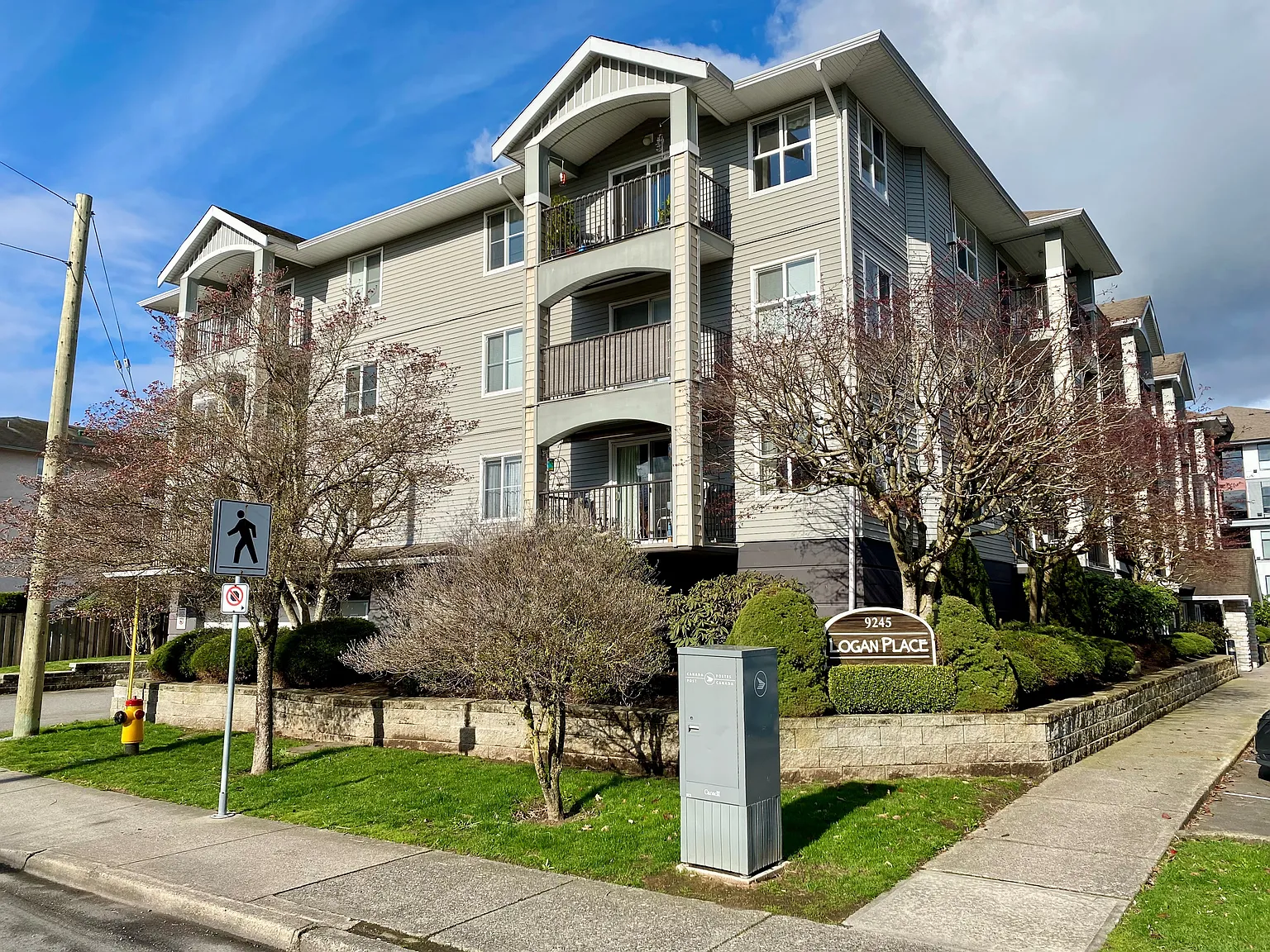 Logan Place — Photo 2
