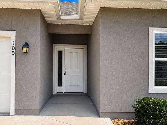 2nd image of 103 Marshall Ct