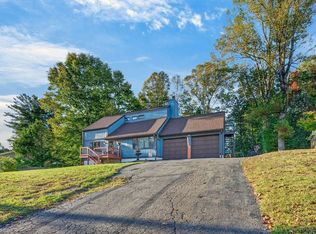 232 Country Club Rd, Mount Airy, NC 27030