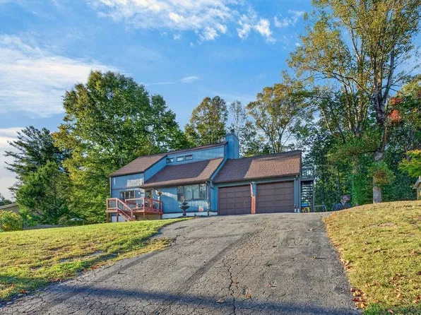 232 Country Club Rd, Mount Airy, NC 27030