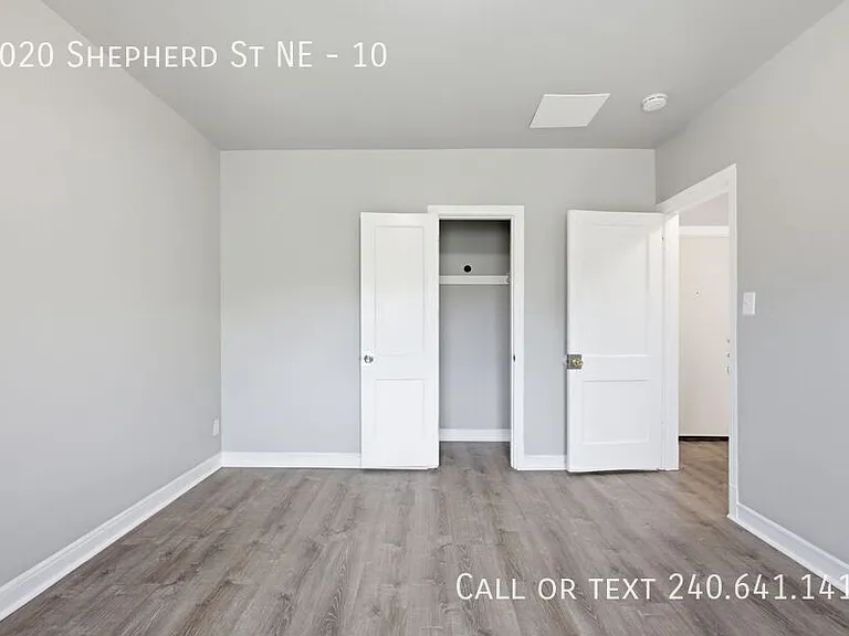2020 Shepherd St NE #10 — Photo 7