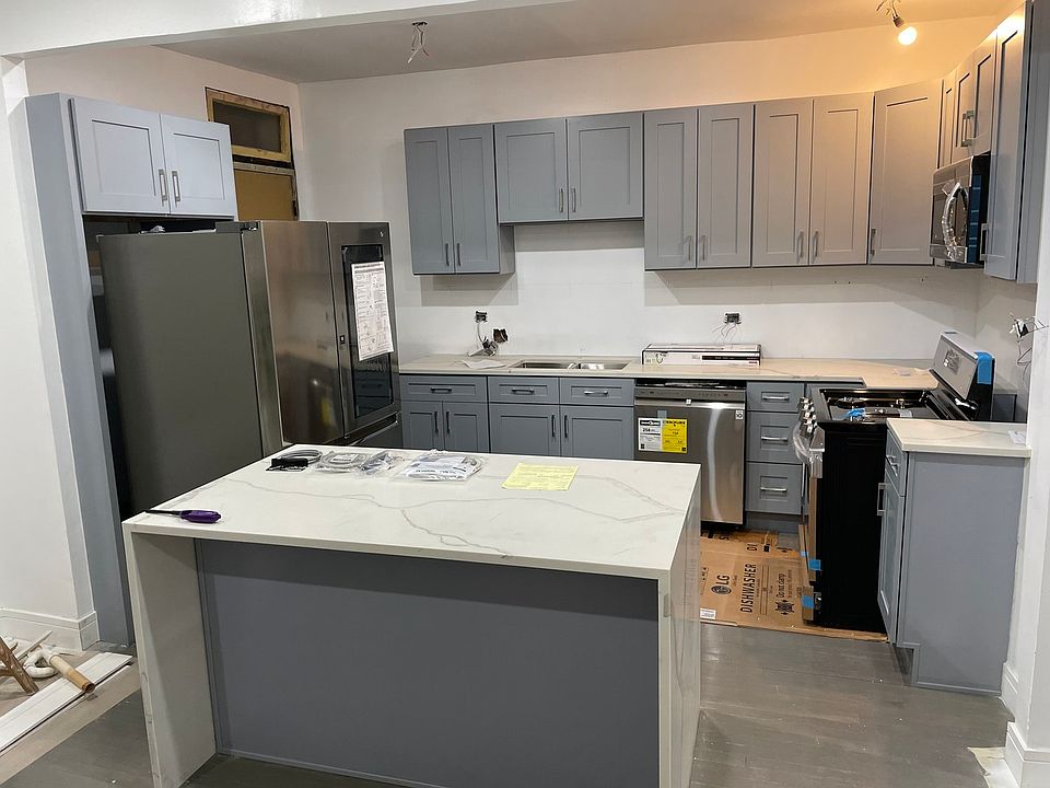 2nd image of 6146 S Langley Ave