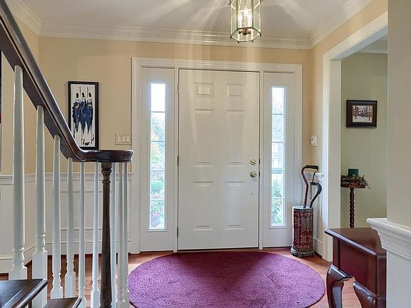 5th image of 2600 Woodview Dr