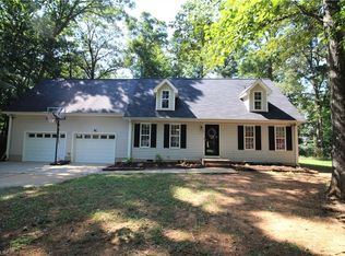 5211 Cotton Mill Ln, Jamestown, NC 27282