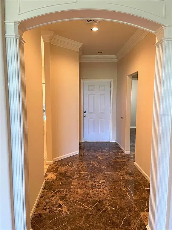 3 bed, 2.0 bath, 1367 sqft, $2,195 — Photo 3
