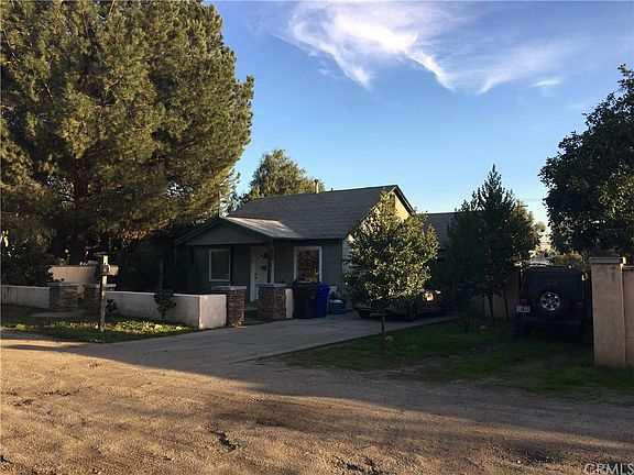 2nd image of 842 San Antonio Pl
