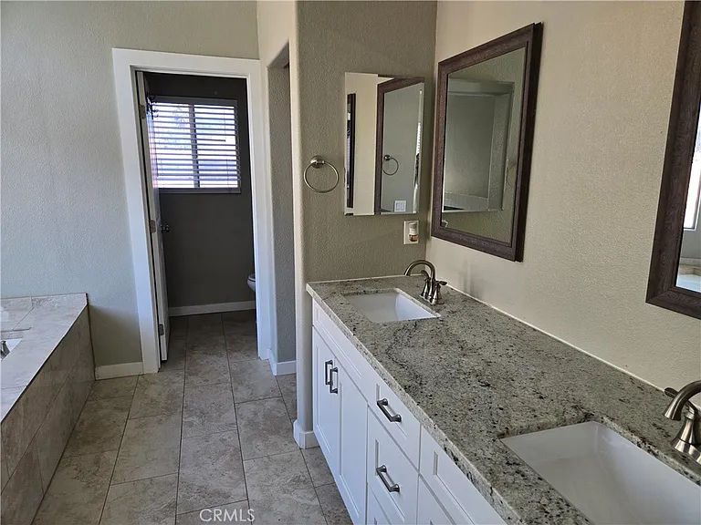 15721 Lake Ridge Rd — Photo 15