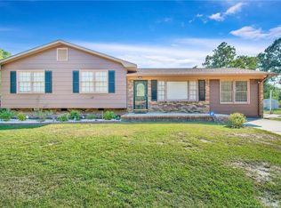 1009 Vass Rd, Spring Lake, NC 28390