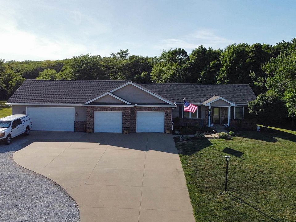 1st image of 324 Casey Rd