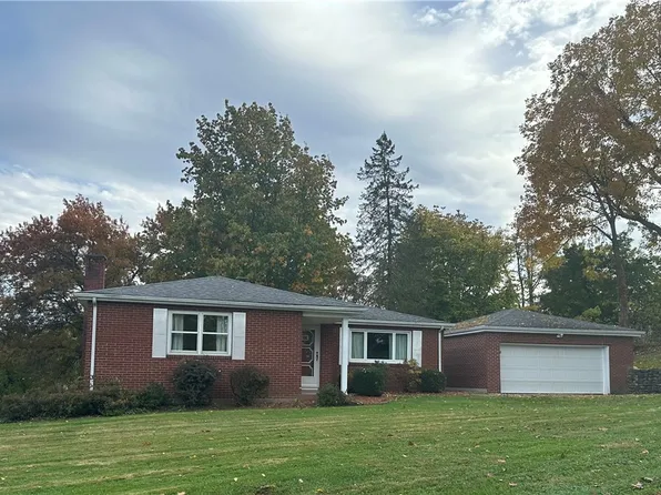 72195 E Sharon Rd, Bridgeport, OH 43912