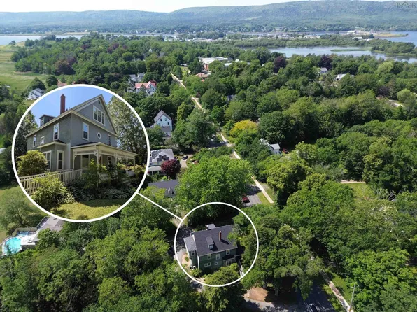 703 Saint George St, Annapolis Royal, NS B0S 1A0