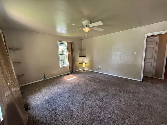 4th image of 505 W Park Ave