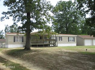 19941 McIntosh Rd, Laurinburg, NC 28352
