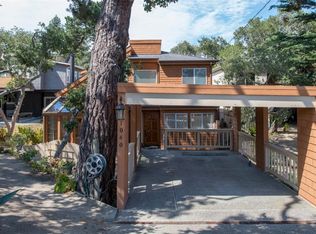 1040 Roosevelt St, Monterey, CA 93940
