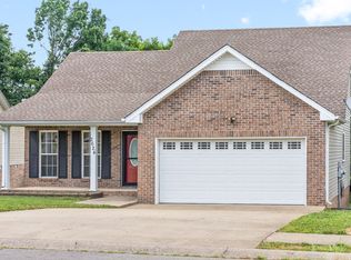 2624 Arthurs Ct, Clarksville, TN 37040