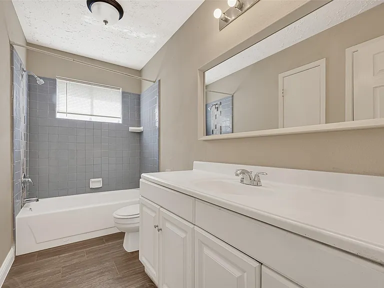 13439 White Cliff Dr — Photo 12