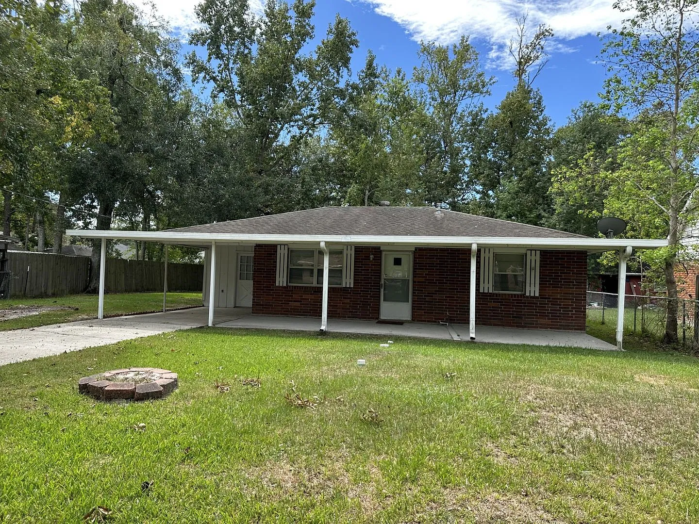 2121 Oriole 3 BR 1 Bath — Photo 1