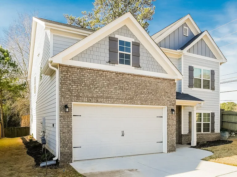 2501 Kolb Manor Cir SW — Photo 4