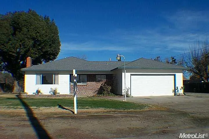 589 Taylor Rd photo 1