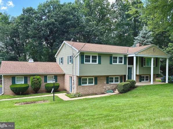4239 Shaffers Church Rd, Glen Rock, PA 17327