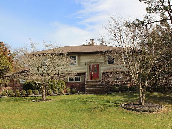2nd image of 2132 Saw Mill Ln