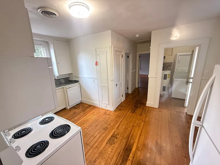 227 Mitchell Ave #2 — Photo 3