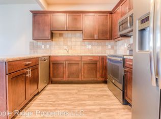 2410 Woolsey Rd #C, Yakima, WA 98903