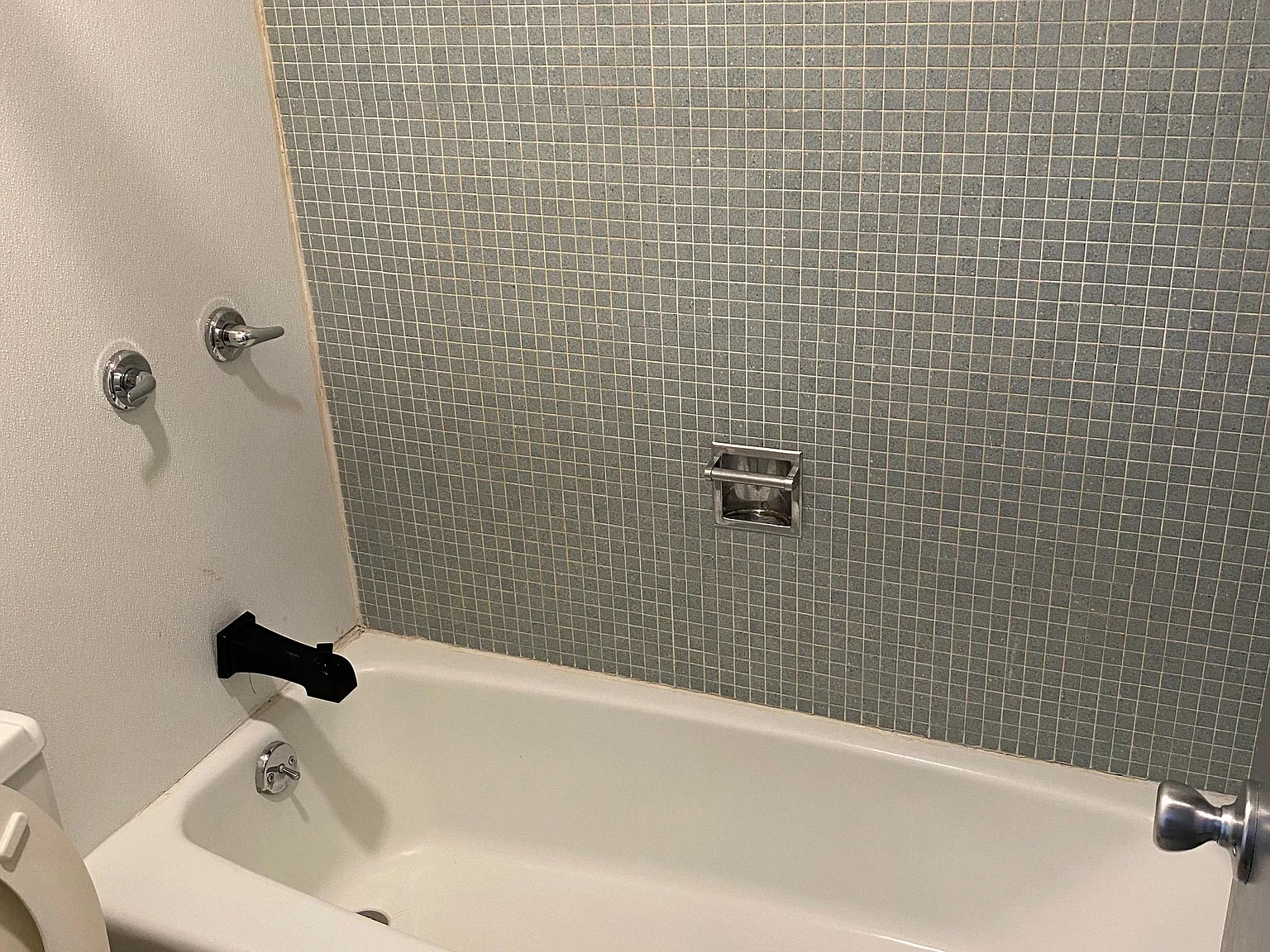 1 bed, 600 sqft, $699 — Photo 3