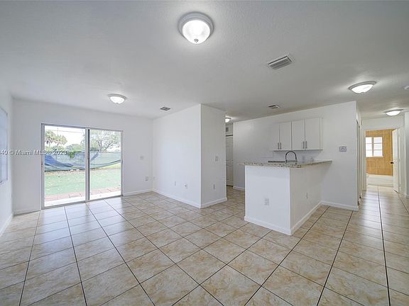 4th image of 2261 NW 61st St #2263